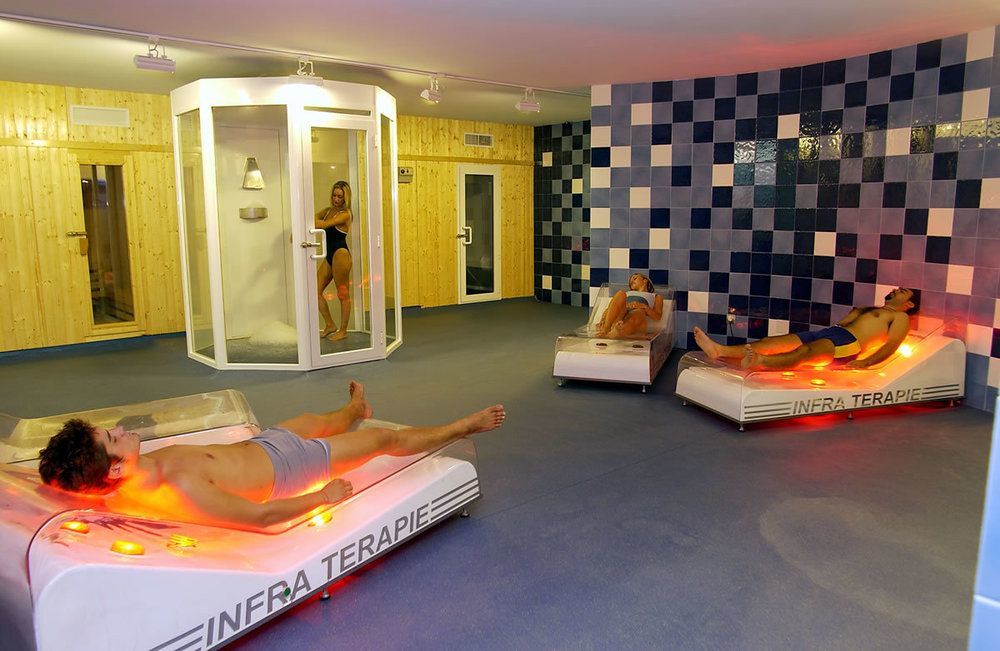 אגוואדולסה Hotel Moon Dreams Portomagno מראה חיצוני תמונה